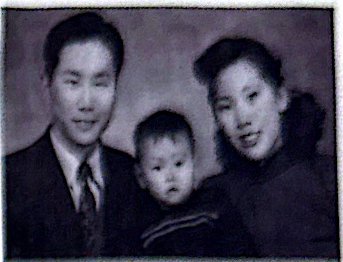 Chow Su-sing with his wife and son, taken shortly after their arrival in Hong Kong in 1950