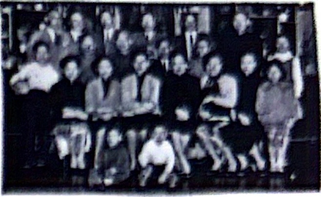 Chow, Wu Zishen, Dr. Ch'ien Mu, Wang Jiqian and his spouse at the elegant gathering in 1960